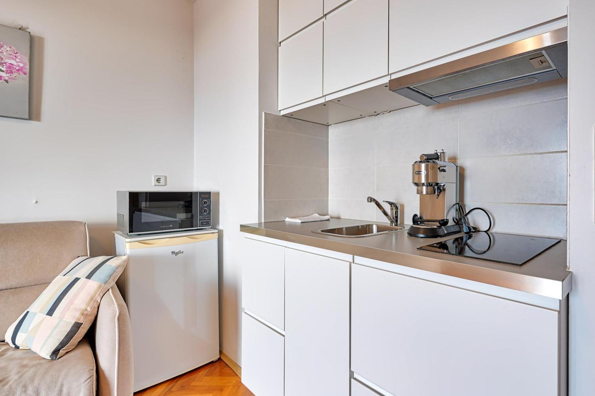 Apartments Frlan Кастав Екстериор снимка